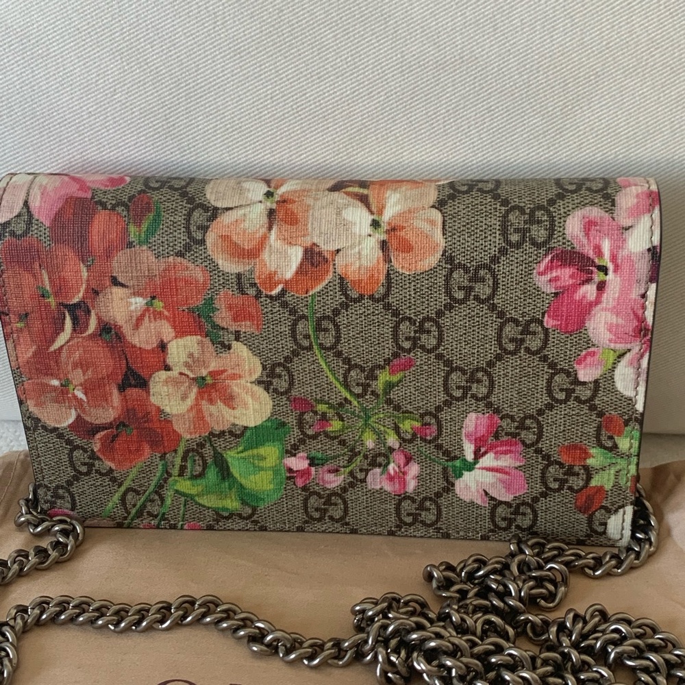 🔴SOLD🔴Gucci Bag - Picture 5 of 16
